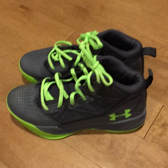 lime green under armour cleats